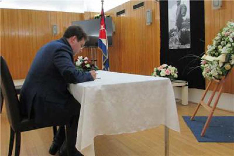 secretario de Estado de Comercio Exterior de Francia, Matthias Fekl,