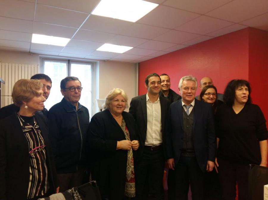 Aleida Guevara March participe au colloque international pour rendre hommage au Che Guevara, organisé dans la ville française de Grenoble.