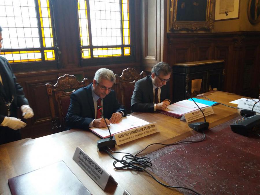 Ministerio de Educación de Cuba y la Academia de París firman Acuerdo de Cooperación en materia de formación técnico-profesional.