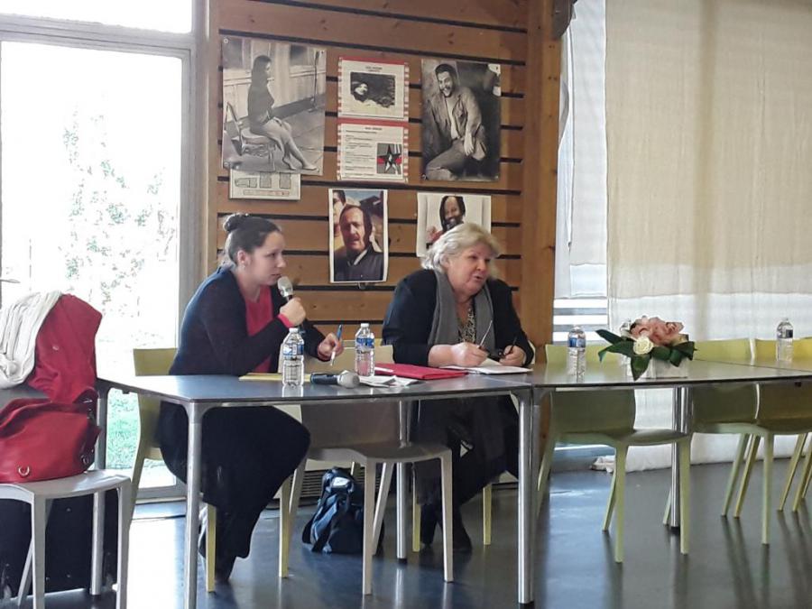 Aleida Guevara March participa en coloquio internacional para homenajear al Che Guevara, organizado en la ciudad francesa de Grenoble.