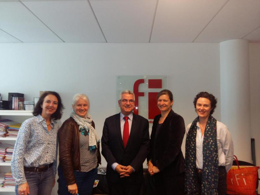 L’Ambassadeur cubain effectue une visite de courtoisie à la Directrice de Radio France Internationale.