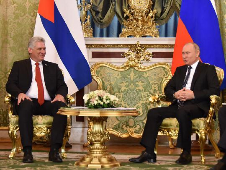 Presidente de los Consejos de Estado y de Ministros de Cuba fue recibido por su homólogo ruso
