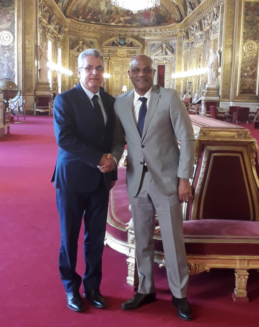 Sostienen encuentro Embajador de Cuba y senador de Guadalupe.