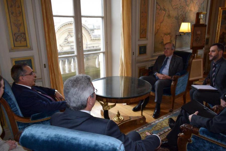 El viceministro primero de Relaciones Exteriores de Cuba, Marcelino Medina González, sostuvo un encuentro de trabajo con su homólogo francés, Sr. Maurice Gourdault – Montagne, Secretario General de la Cancillería francesa.