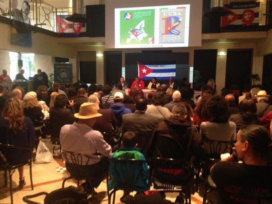 ubanos Residentes en Francia se manifestaron contra el bloqueo en Encuentro Regional 