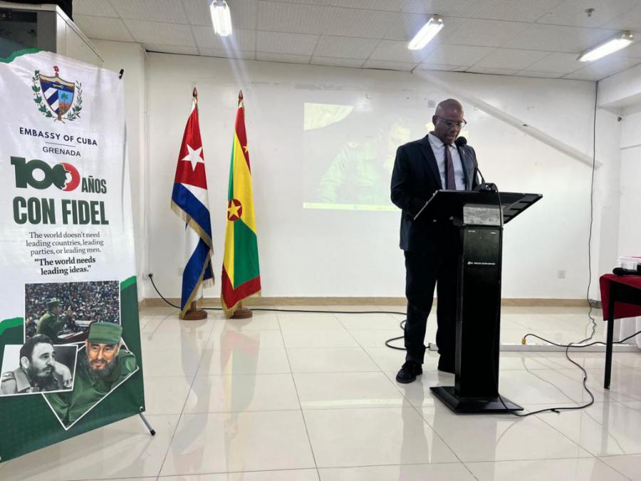 Realizan homenaje a Fidel en Granada, en el marco de su centenario