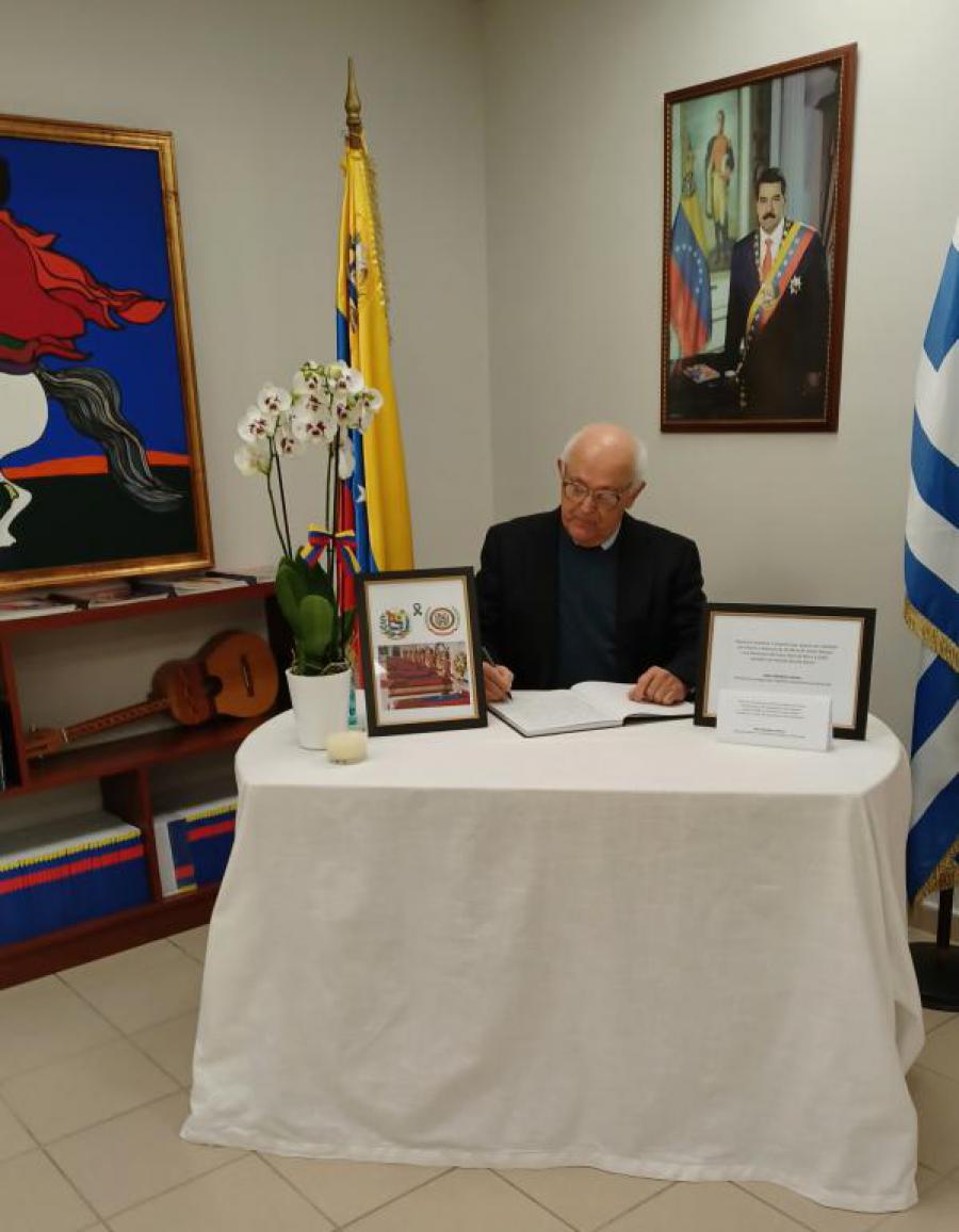 Signing the Book of Condolences for the Aggression Against Venezuela