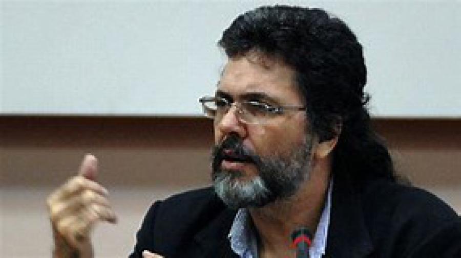 On Cuban socialism, notes by Abel Prieto.