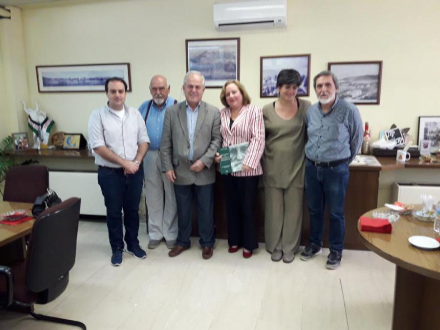 Reafirman solidaridad y condenan bloqueo en alcaldia Kaisariani en encuentro con Embajadora de Cuba en Grecia 