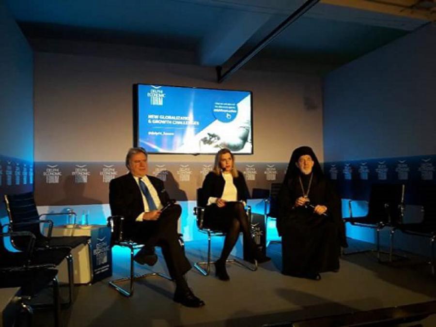 Ministro Alterno de Relaciones Exteriores y Arzobispo Atenagoras elogian a Cuba en Foro económico de Delfos.