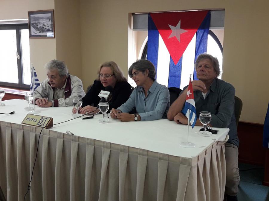 Embajadora cubana en Grecia condena el bloqueo de EEUU hacia Cuba en declaraciones a la prensa en cuidad griega de Kalamata.