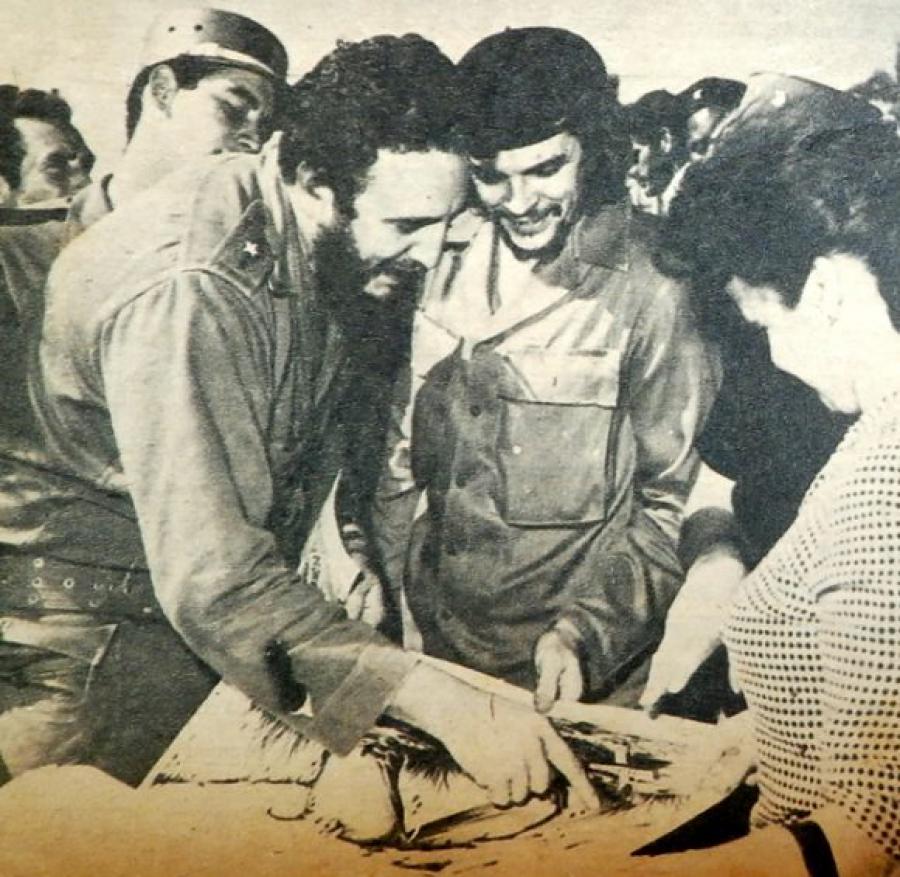 La revolución cubana tiene el respaldo del pueblo La revolución cubana tiene el respaldo del pueblo