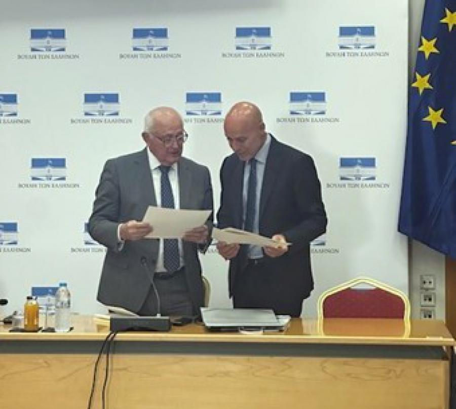 Meeting between the Ambassador and the President of the Greece-Cuba Friendship Group of the Hellenic Parliament.