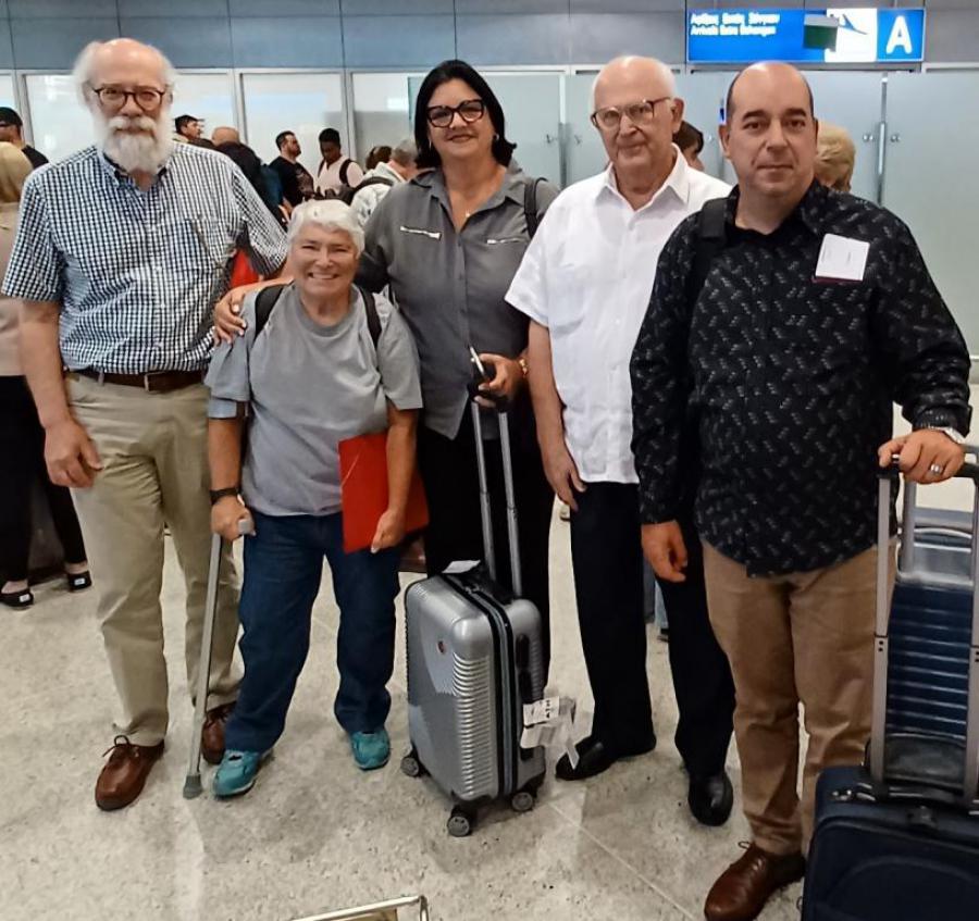 Delegation from the Cuban Institute of Friendship with the Peoples Arrives in Athens
