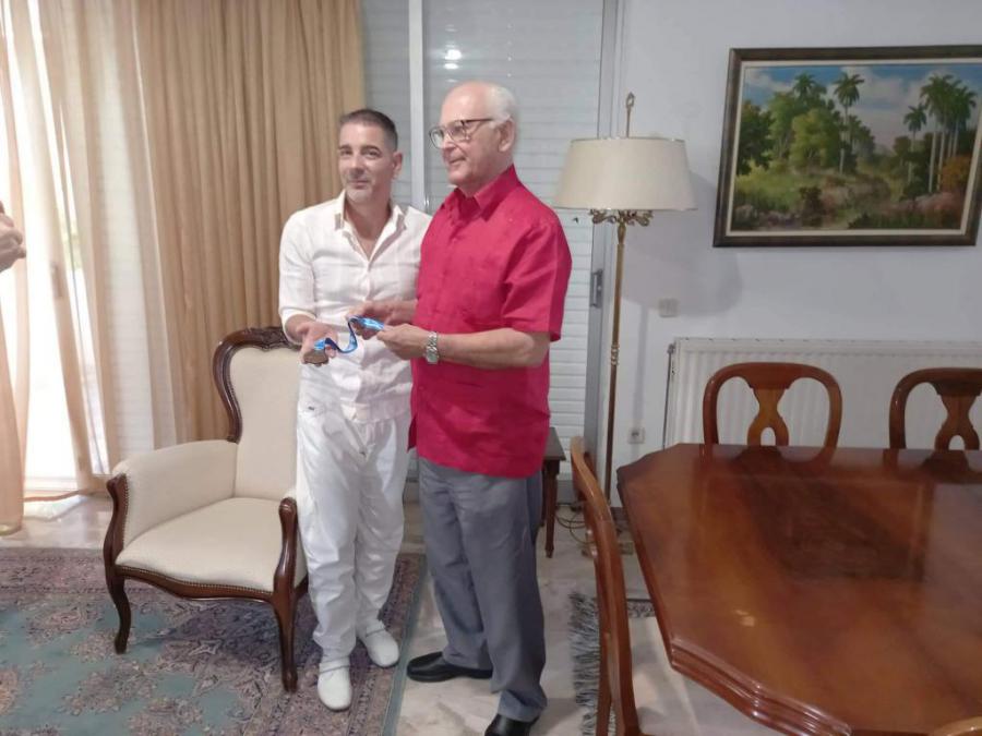 DEDICATES HIS BRONZE MEDAL TO THE PEOPLE OF CUBA