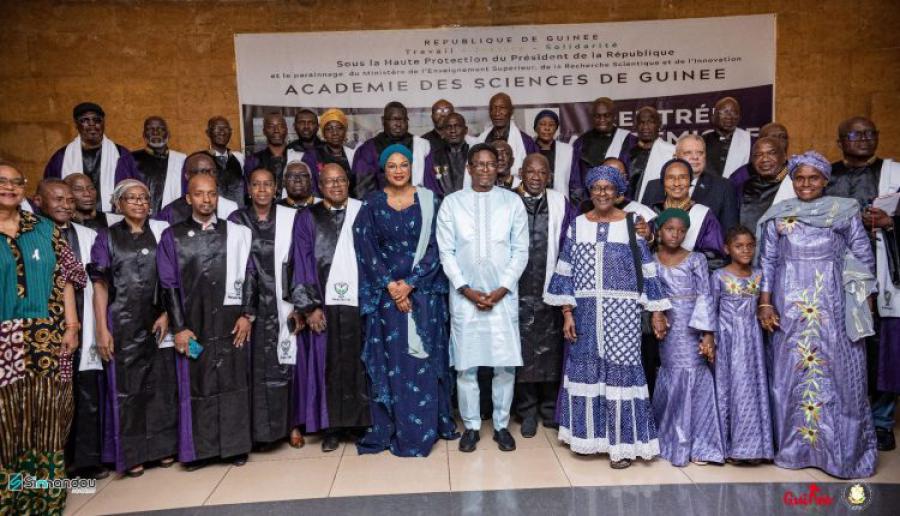 L'ambassadeur de Cuba participe à la cérémonie de rentrée académique 2025-2026 à l'Académie des Sciences de Guinée. L'ambassadeur de Cuba participe à la cérémonie de rentrée académique 2025-2026 à l'Académie des Sciences de Guinée.