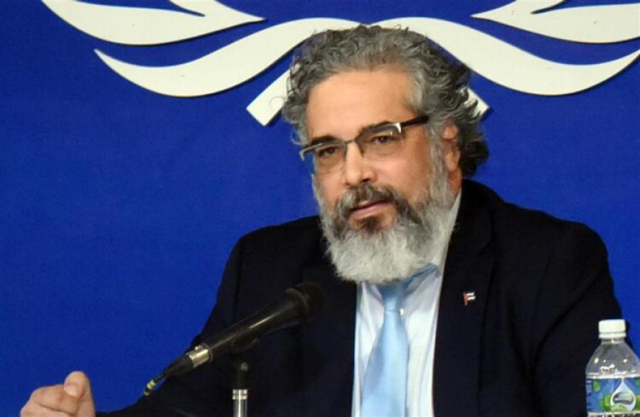 Intervención del embajador Rodolfo Benítez Verson, representante permanente de Cuba, en la sesión plenaria de la Conferencia de Desarme, para denunciar la amenaza de agresión militar a Cuba por parte de los Estados Unidos