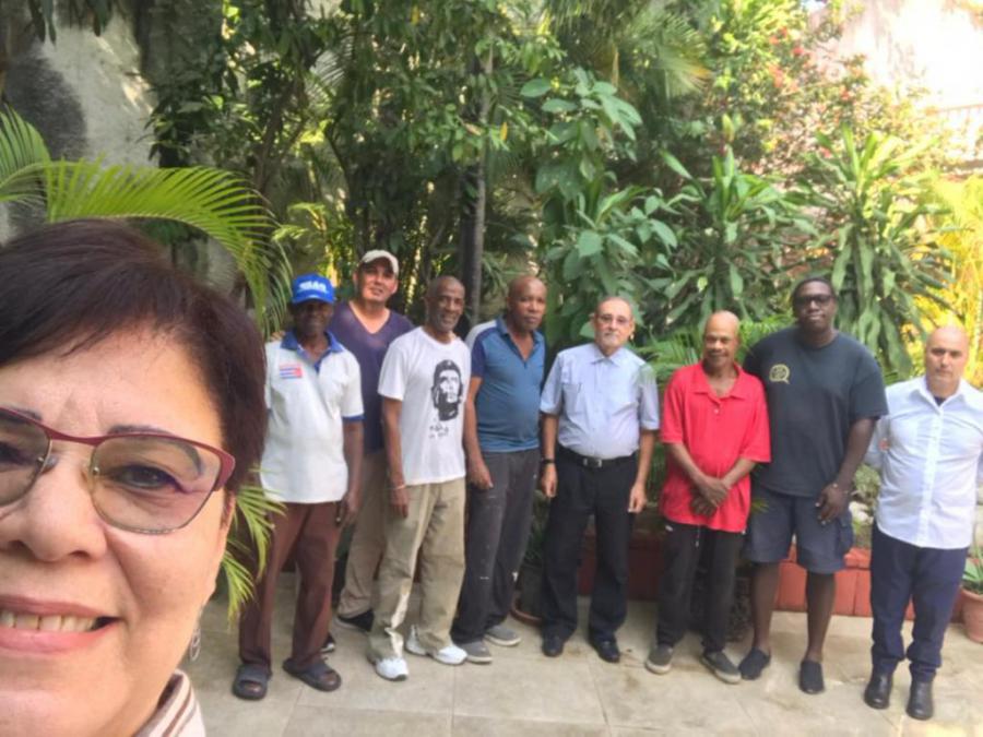 Miembros de la Embajada de Cuba en Haití realizan trabajo voluntario en saludo al nuevo aniversario del Triunfo de la Revolución 