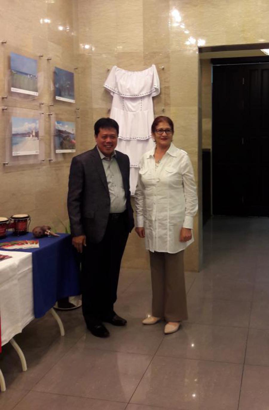 Ambassador of Cuba held a meeting with members of the Parliamentary Group of Friendship Indonesia-Cuba