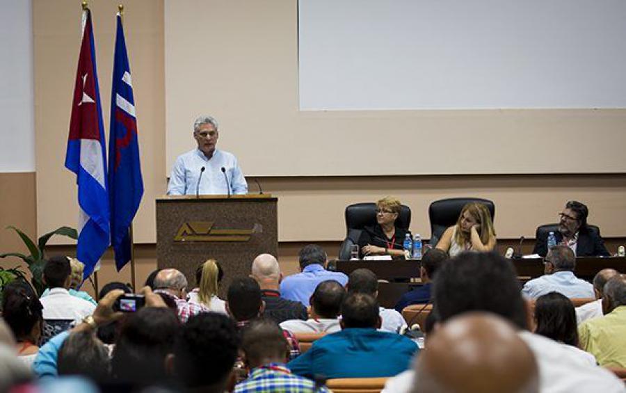 “Los periodistas cubanos tienen el mérito indiscutible de haber sostenido la voz de la nación”