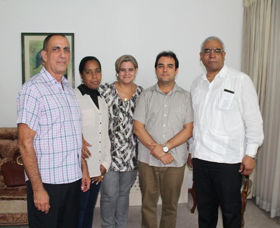 Delegación del Instituto Finlay realiza importante visita de trabajo a Irán