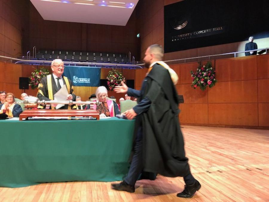 Se gradúa de Máster en Turismo Internacional por la Universidad de Limerick el Licenciado Antonio Rivero Gonzalez.