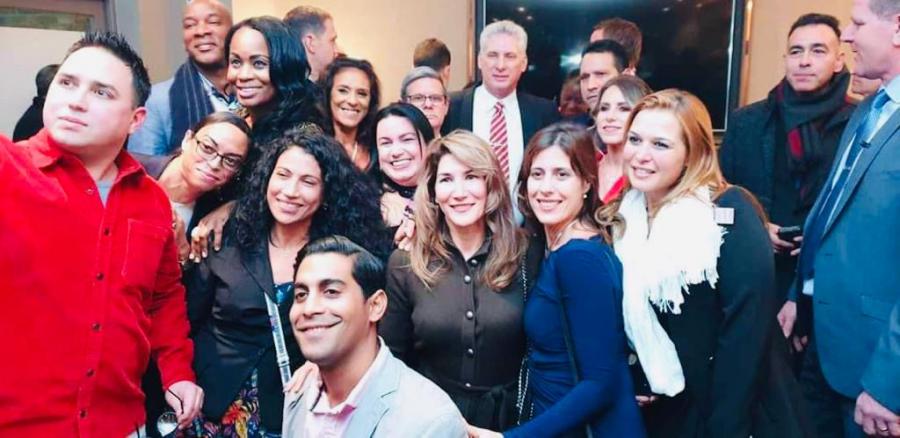 Al término de su visita a Irlanda, el Presidente Miguel Díaz-Canel se reunió con cubanos residentes y amigos solidarios de Cuba.
