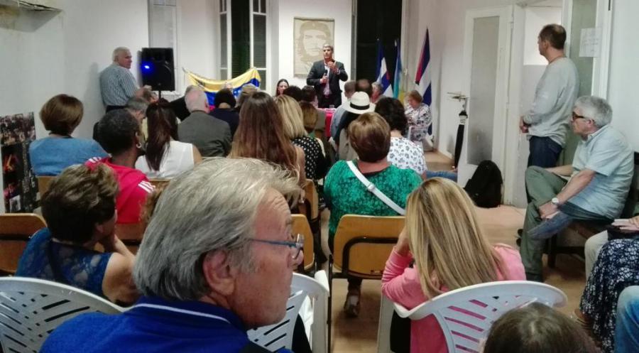 Se fortalece en Italia campaña contra el bloqueo de Estados Unidos contra Cuba.