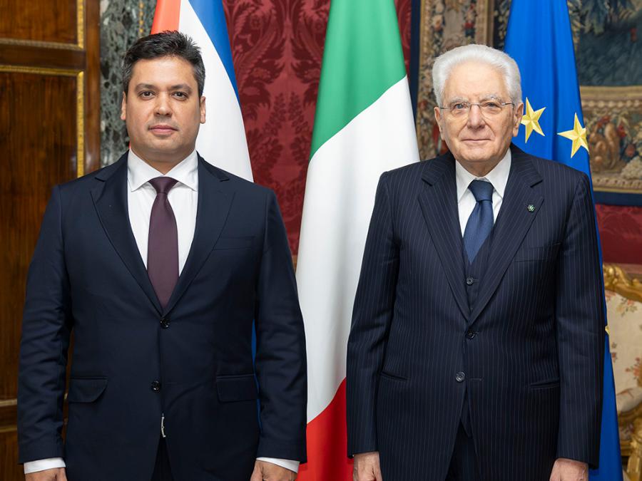 Embajador de Cuba presenta Cartas Credenciales al Presidente de Italia