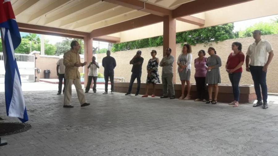 This June 14, all staff members of the Embassy of the Republic of Cuba in Jamaica commemorated, in political-cultural event, the 175th and 92nd anniversaries of the births of two great figures in the history of Cuba: Lieutenant General of the Liberation Army, Major General Antonio Maceo Grajales, and the Heroic Guerrilla, Commander Ernesto Guevara de la Serna, respectively.