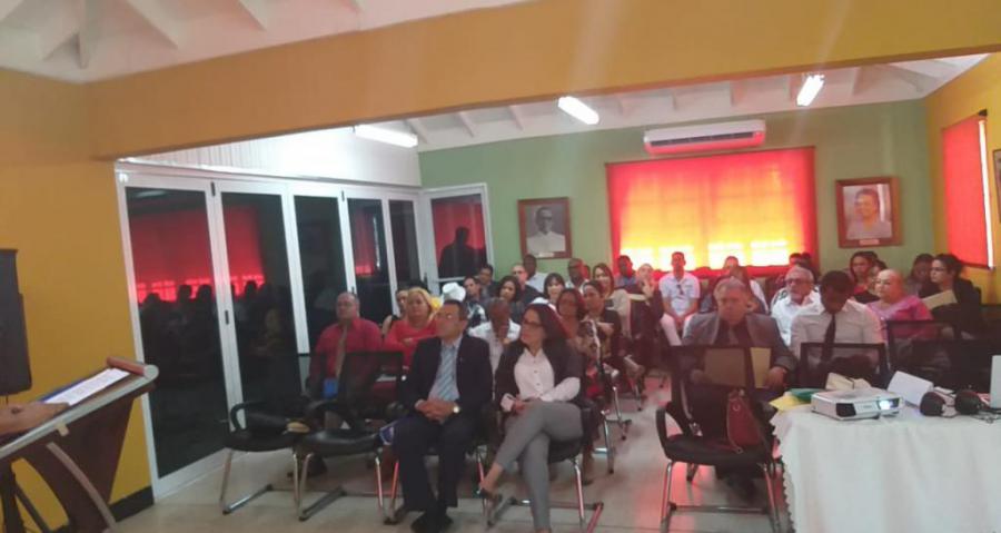 The 15th Scientific Forum of the Cuban Medical Brigade in Jamaica was held this Saturday at Chest Hospital in Kingston.
