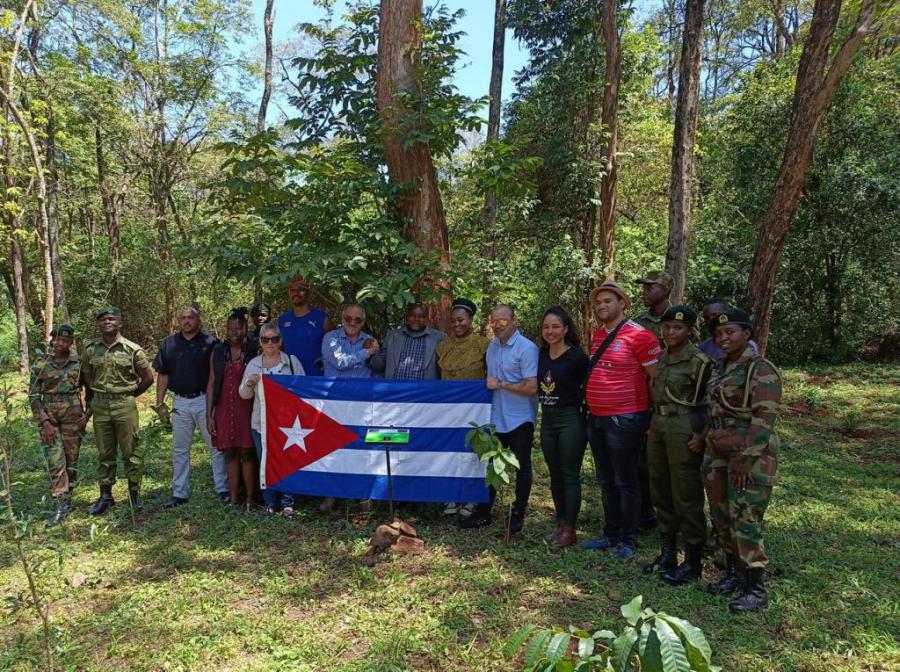 Desde Kenya "honor a quien honor merece"