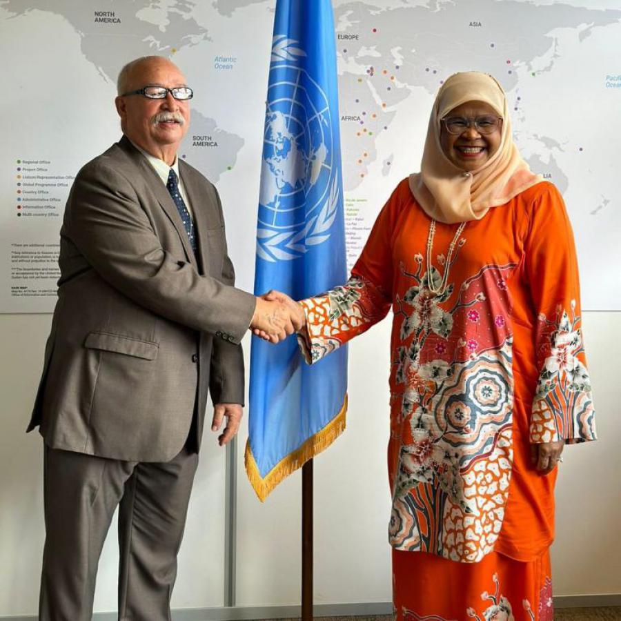 The Cuban ambassador was received by the Executive Director of UN-HABITAT