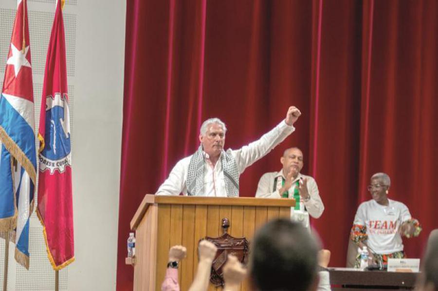 Cuba will continue to raise the banners of peace, solidarity and cooperation with peoples Cuba will continue to raise the banners of peace, solidarity and cooperation with peoples