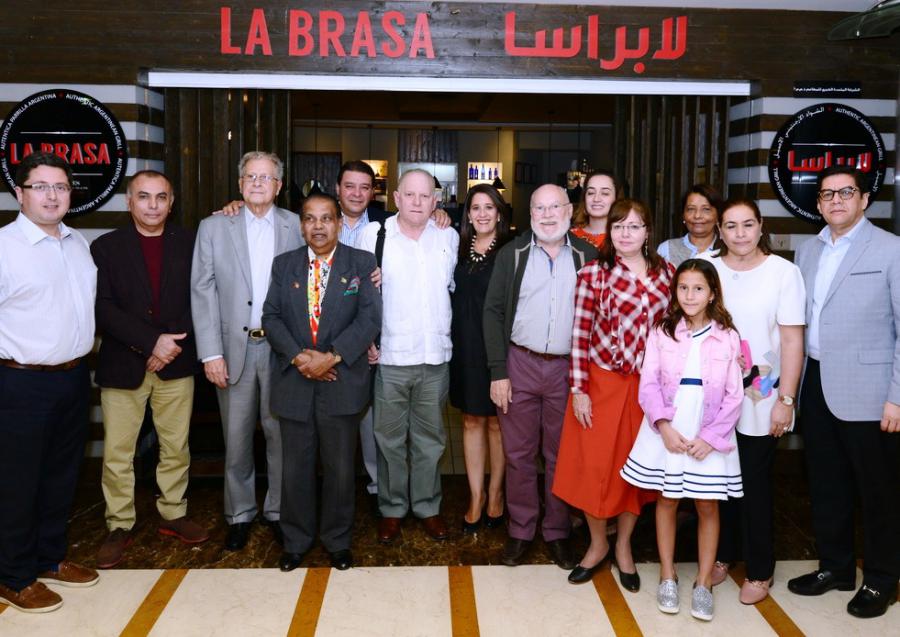 Actividad de despedida del GRULAC en Kuwait al embajador cubano