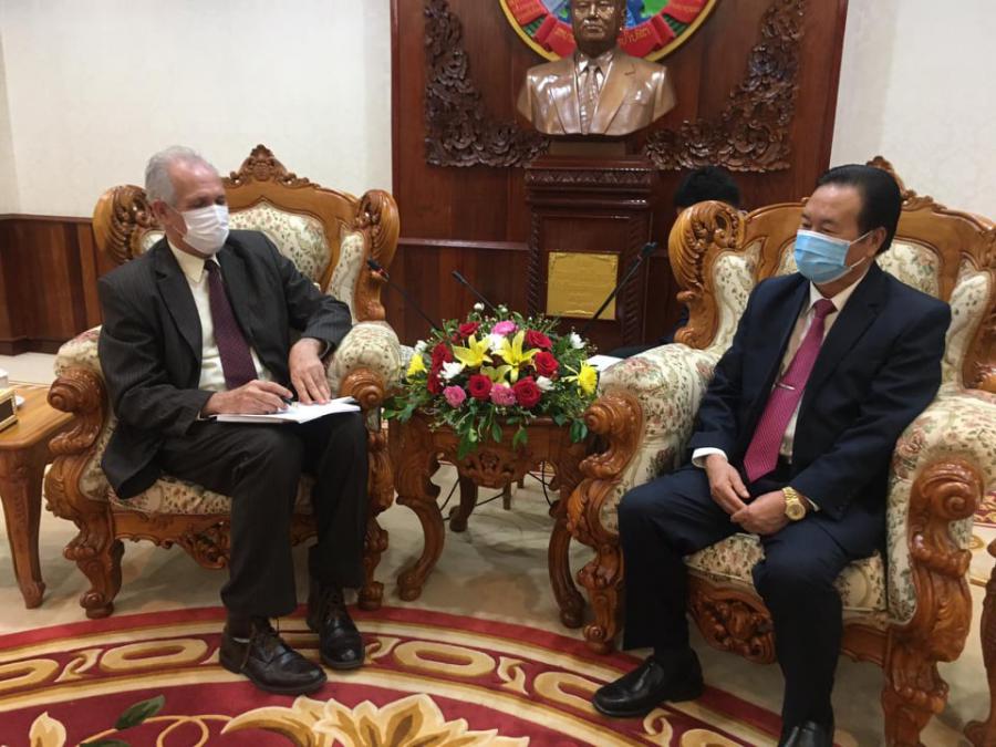 The Vice President of the Lao National Assembly and the Ambassador of Cuba hold friendly meeting. 
