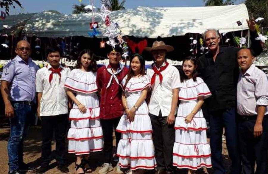 The Cathedra of Spanish of the National University of Laos dedicates to Cuba its participation in the Anual Festival of the Faculty of Letters