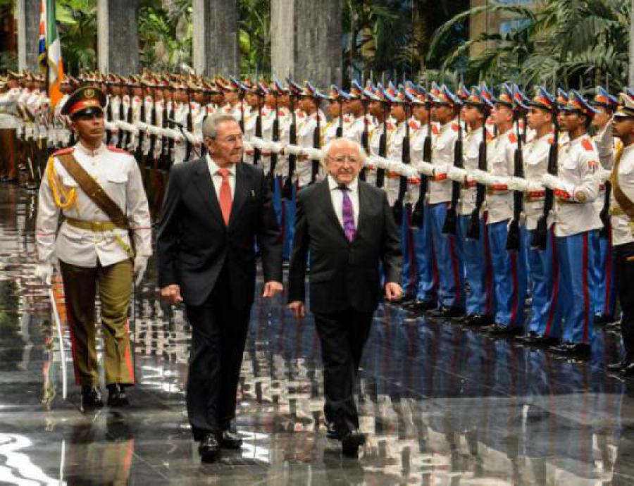 Raúl receives President of Ireland