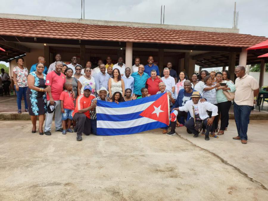 Mozambicanos y cubanos celebran el natalicio de José Martí y el aniversario 60 del triunfo de la Revolución 