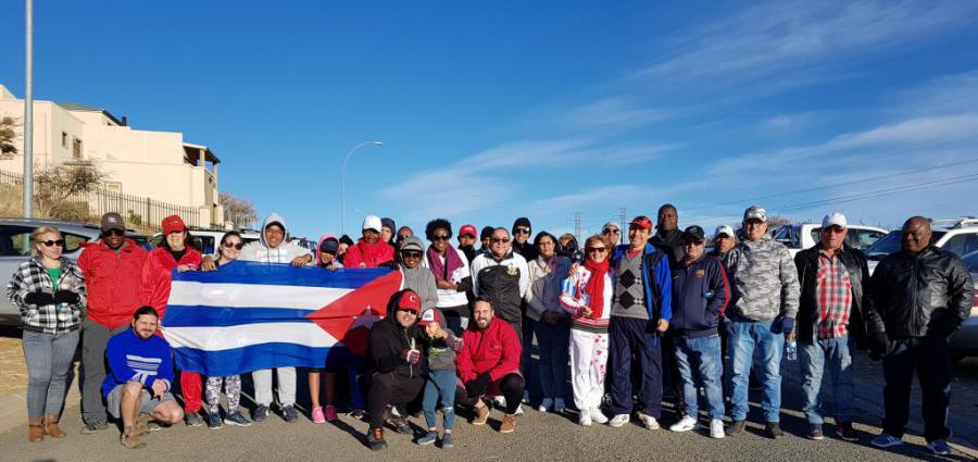 El evento, realizado por segundo año consecutivo, contó con la participación de unas 150 personas, entre colaboradores cubanos, cubanos residentes, miembros de la Asociación de Amistad Namibia Cuba, integrantes del cuerpo diplomático y estudiantes namibios en la Isla.
