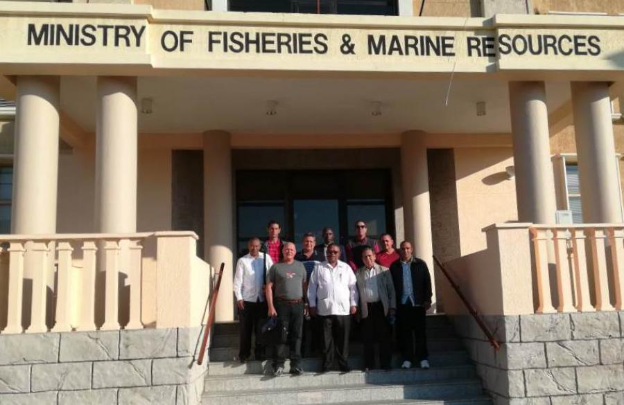 Ministro de la Pesca y Recursos Marinos de Namibia recibe a colaboradores Cubanos.