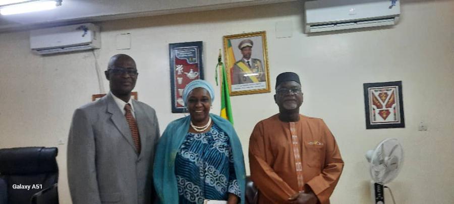 Cumplimenta encuentro el Encargado de Negocios de Cuba al Embajador de la República de Benin en Níger