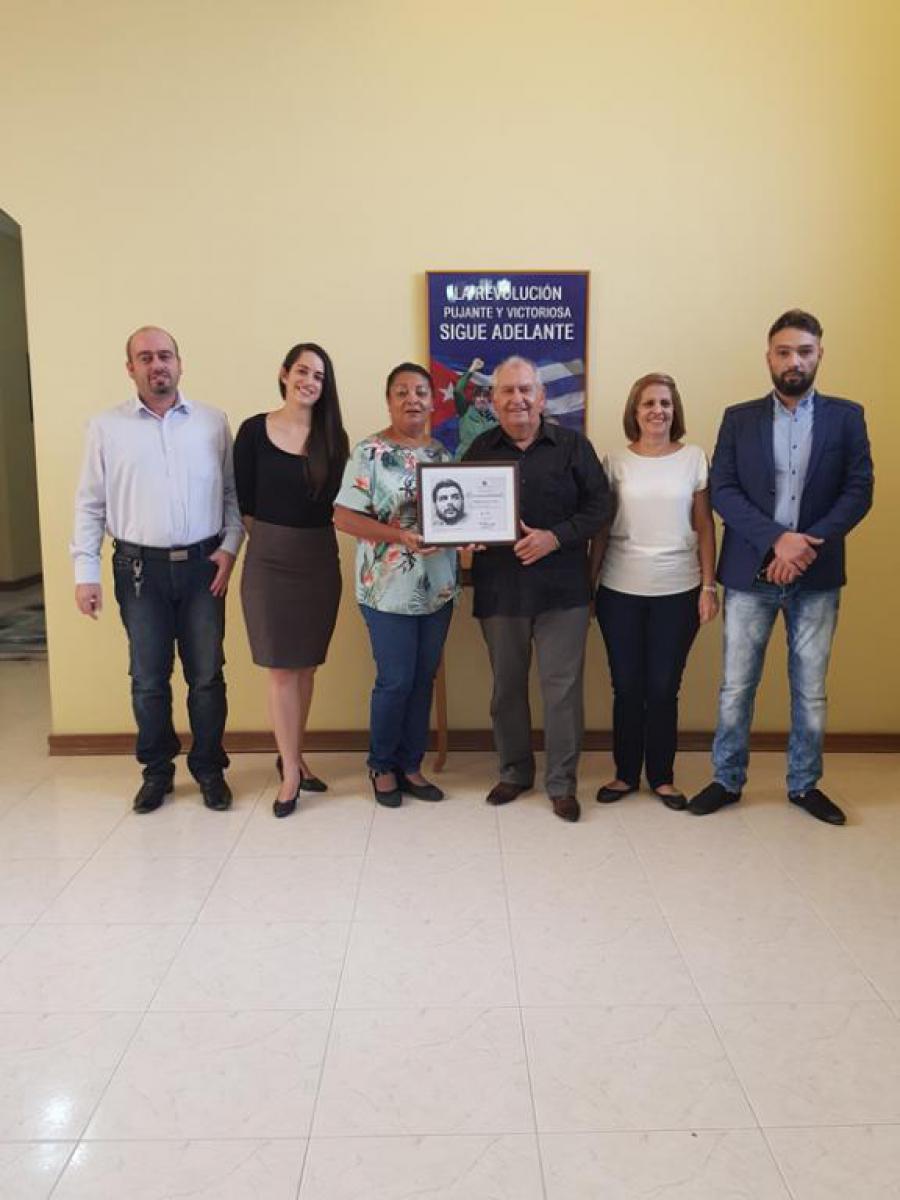 Diploma recibe embajada