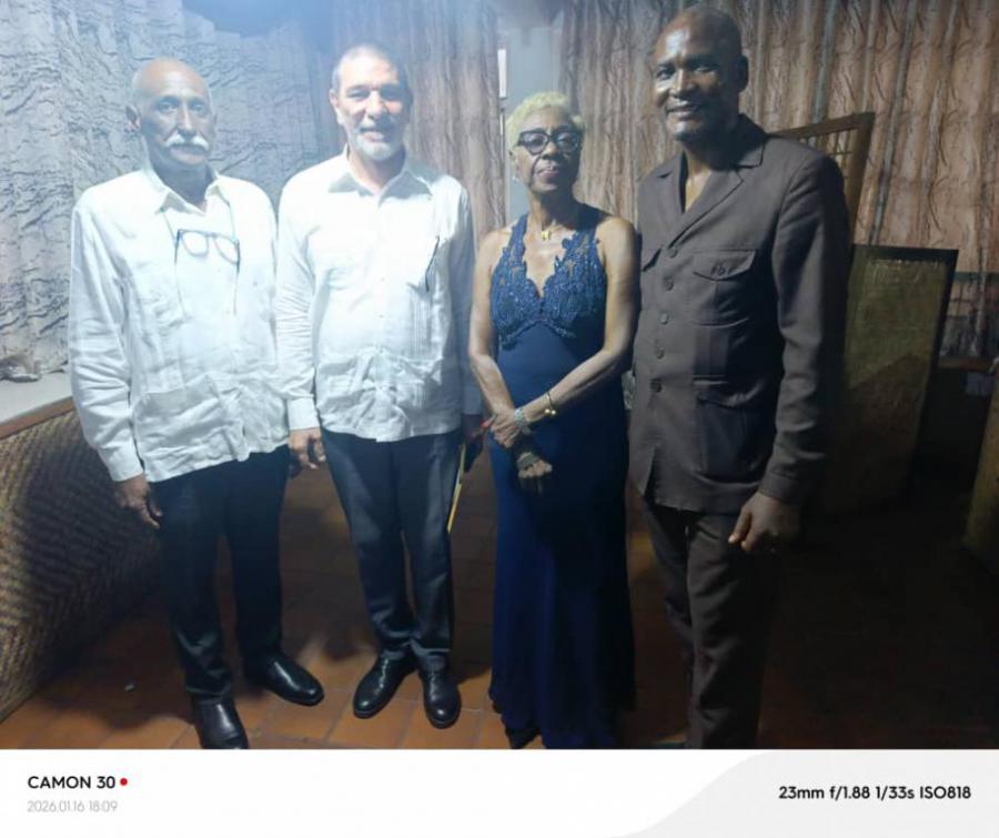 Despedida y recibimiento de embajadores cubanos por la CACC
