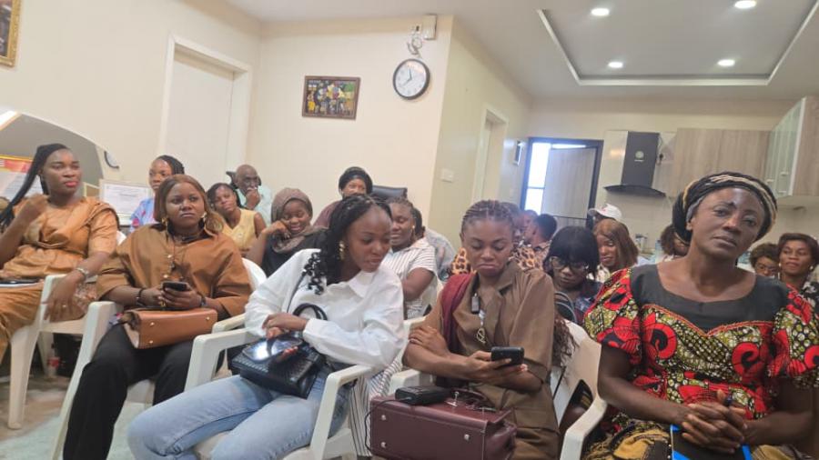 Apoyan mujeres comunistas congolesas a Cuba.