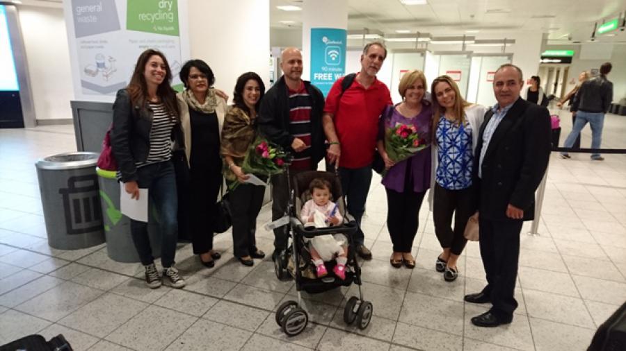 Gerardo, René and families arriving in London