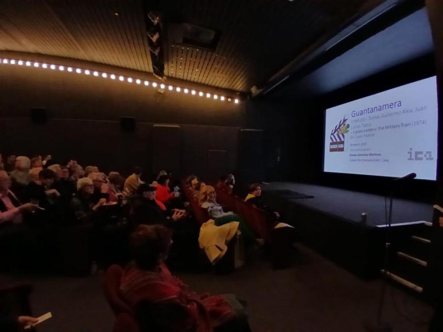  Sumario: La segunda edición del festival de cine cubano, Screen Cuba, concluyó exitosamente en Londres, destacando la creciente apreciación del público británico, especialmente entre los jóvenes, por el cine de la isla.