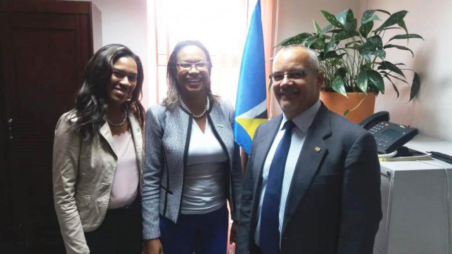 Encuentro del Embajador en la sede de la Agencia para la promoción de las exportaciones de Santa Lucia.