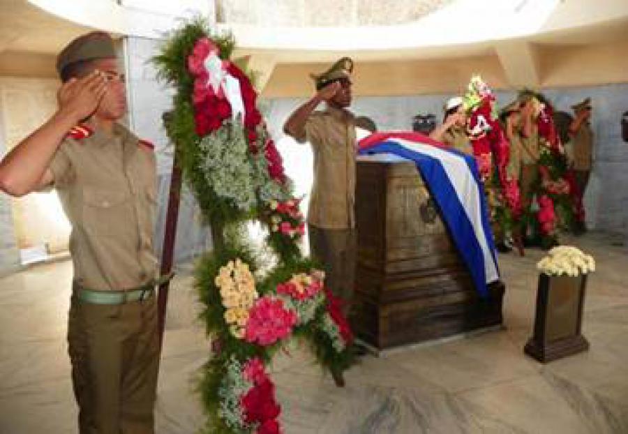 Homenaje a Martí y a Fidel a 122 años del reinicio de las luchas independentistas