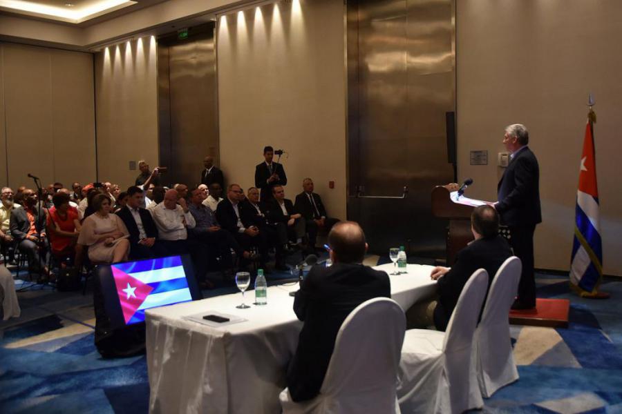 Presidente cubano anuncia la celebración de la IV Conferencia “La Nación y la Emigración”